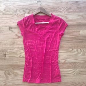 women’s v-neck tshirt